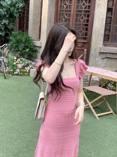 French Cherry Blossom Pink Sleeveless Waist Square Neck Dress for Women to Show Their Figures and Temperament Summer Gentle Style Chic Long Skirt