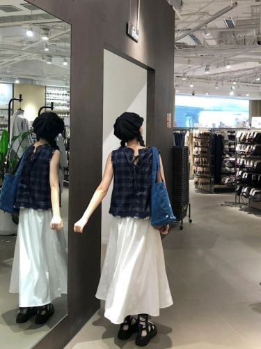 Real shot of summer contrasting retro plaid raw edge vest with back tie top + French white skirt