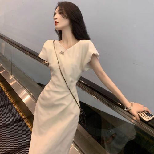 Summer small fragrant dress for women 2024 summer new niche design short-sleeved V-neck slim slim long skirt