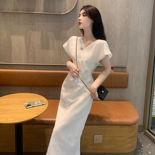 Summer small fragrant dress for women 2024 summer new niche design short-sleeved V-neck slim slim long skirt