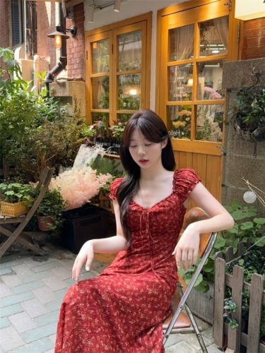 Actual shot and real price~Pure Desire Sweet and Spicy Xiao Feifei Sleeve Floral High Waist Dress