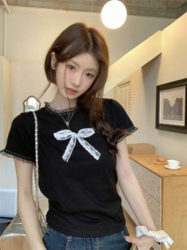 Actual shot of 2024 spring and summer new lace stitching round neck bow print slimming short-sleeved T-shirt for women