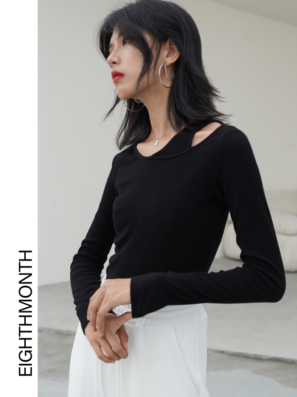 EM August off-shoulder T-shirt women's long-sleeved spring and autumn bottoming shirt design niche top pure desire slim knitted sweater