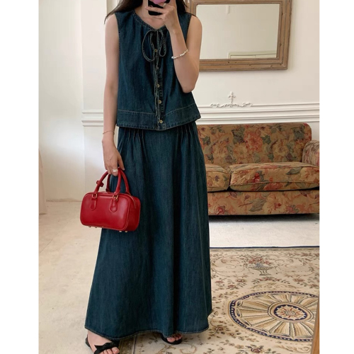 Foreign trade Korean style sweet and cool style sleeveless vest + pleated skirt Tencel denim two-piece women's suit