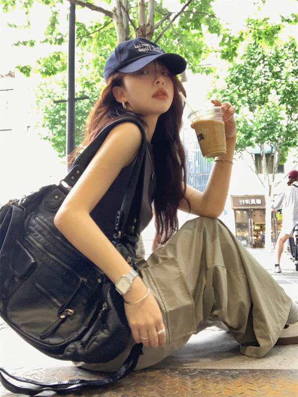 Actual shot of niche threaded bottoming vest + casual and versatile workwear functional wide-leg pants