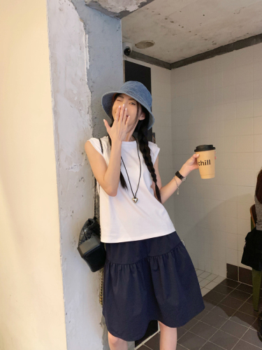 Actual shot~Large size Japanese style lazy style simple loose white tank top T-shirt + elastic waist dark blue a-hem skirt