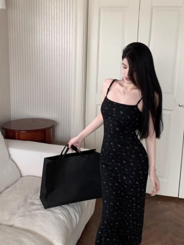 Already shipped female summer hottie tight black skirt waist sexy slit hip-covering long skirt