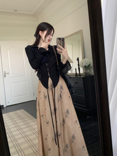 Plus size women's clothing, high-end atmosphere, new Chinese style, lazy, slim, fluttering pants and skirt, cool-feeling streamer shirt