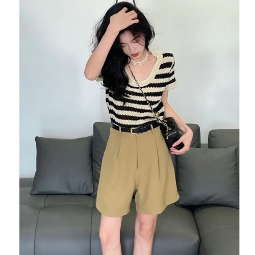 Hong Kong trendy knitted short-sleeved summer Korean style round neck short-sleeved sweater for women striped top fashionable and versatile