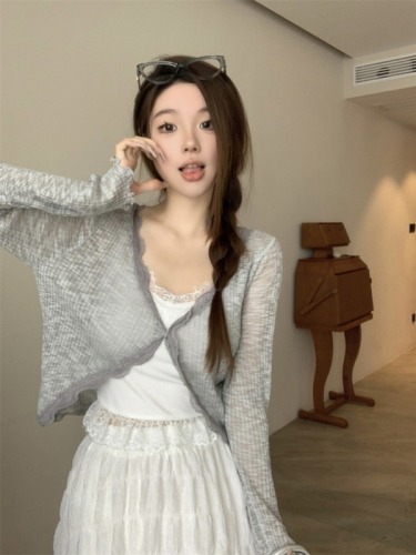 Tmall quality v-neck long-sleeved knitted cardigan for women in summer Korean style gentle style slim short sun protection top