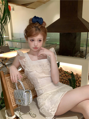 Real shot of white heavy lace square neck short dress