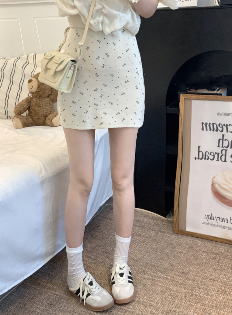 Hand-painted butterfly bow floral knit high-waisted pencil skirt new Korean style women's casual youthful versatile A-line skirt