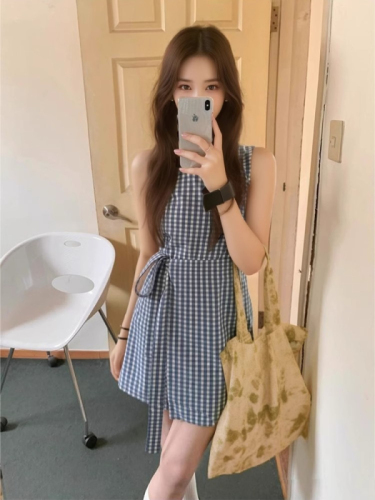 2024 new summer blue plaid sleeveless suspender dress small women French suspender waist skirt