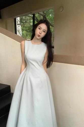 Real shot and real price long skirt thin material suit long skirt sleeveless dress