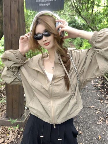 Real shot of early autumn drawstring jacket work jacket for women casual loose thin outdoor sun protection hooded top trendy