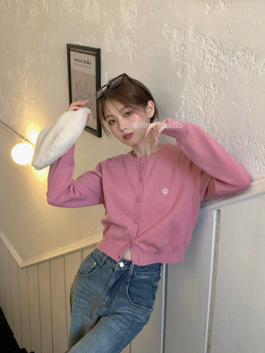 Short knitted cardigan jacket for women raspberry sweater small one with pink autumn and winter Korean top gentle