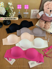 Real shot of strapless bra for women with small breasts, non-slip, two-wear, seamless bra for beautiful back