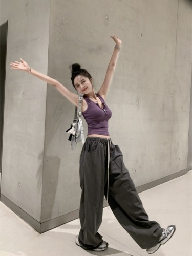 Actual shot of high-elastic, sweet and cool camisole + lazy silhouette, casual drawstring wide-leg pants