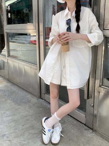 Simple, lazy, solid color, loose, casual, comfortable, versatile shirt, wide-leg shorts two-piece set