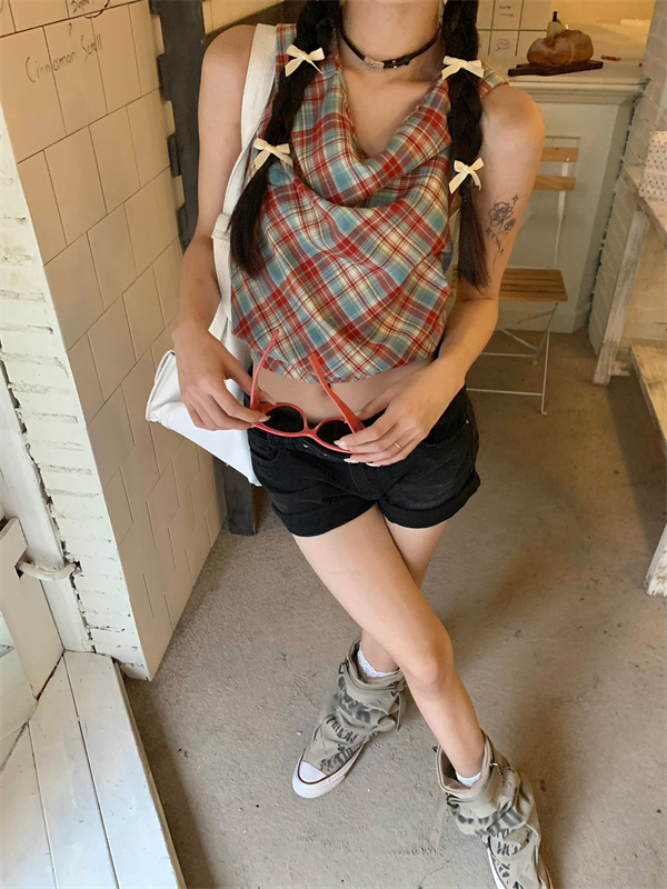 Real shot of hot girl style red plaid splicing lace sleeveless hooded outer vest for women slimming swing collar top