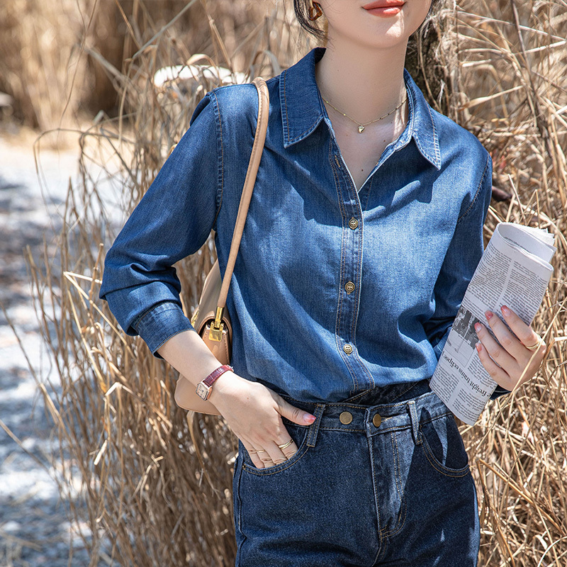 Real shot of blue denim shirt for women in spring and autumn layered design niche retro Hong Kong style loose long-sleeved top
