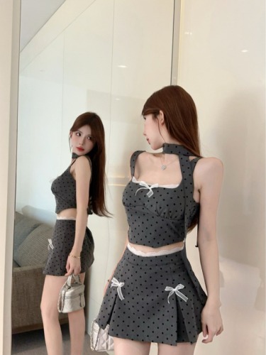 Real shot of French style polka-dot fashion skirt suit for women with lace bow neck strap vest + pleated skirt