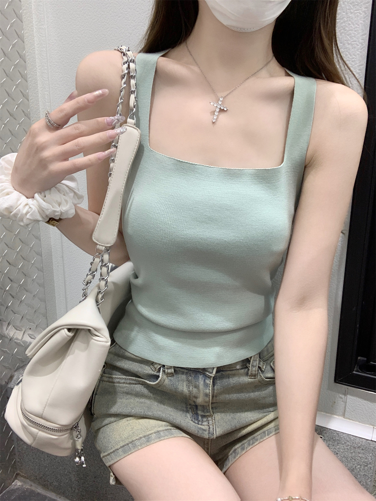 實拍 夏季韓版方領曼波綠溫柔寬肩顯瘦內搭針織衫背心上衣女