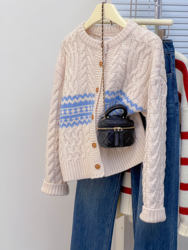 ~Raccoon velvet twist sweater jacket