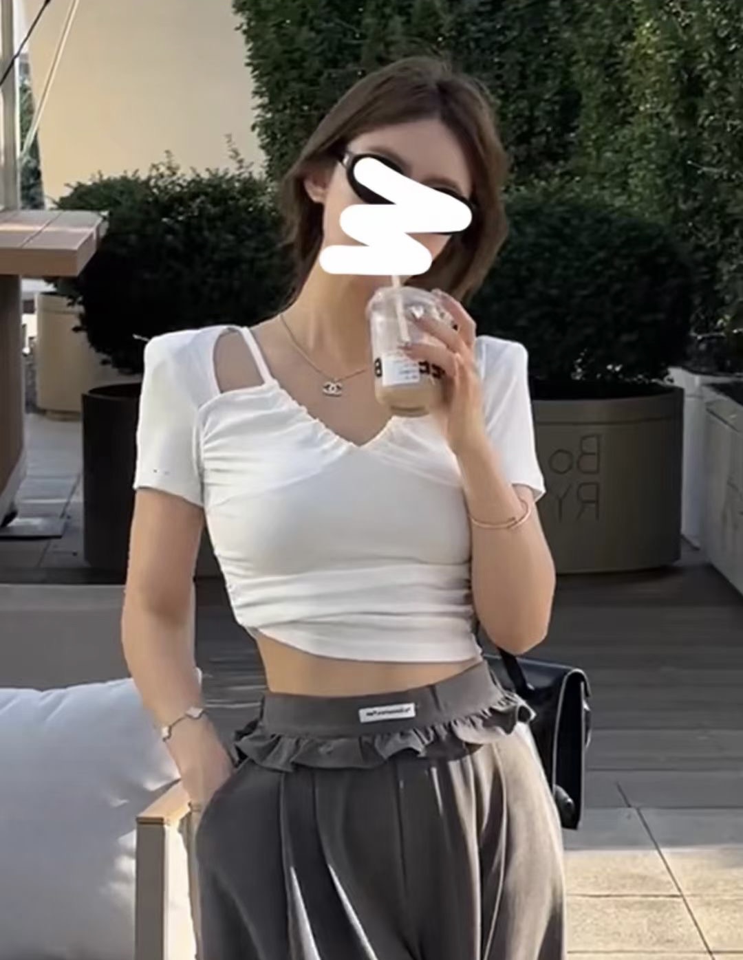 純欲吊帶假兩件短袖t恤女小眾獨特設計夏裝2024新款修身短款上衣