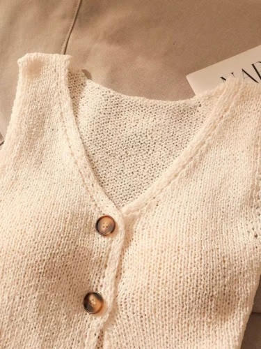 Korean-inspired petite shawl collar knit cardigan 2024 new fashion versatile split vest top for women short sleeveless jacket top