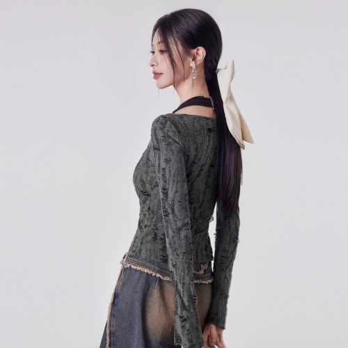 2024 summer destructive fake two-piece halterneck strap slim long-sleeved T-shirt dark cool hot girl tops for women