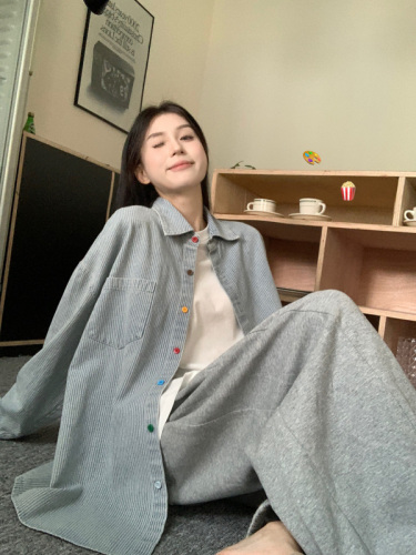 Actual shot~Large size women's colorful buttoned design blue and white striped washed denim loose long-sleeved shirt jacket