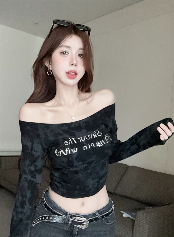 Real shot and real price~American hot girl one-shoulder letter three-dimensional printing tie-dye slimming short long-sleeved T-shirt for women