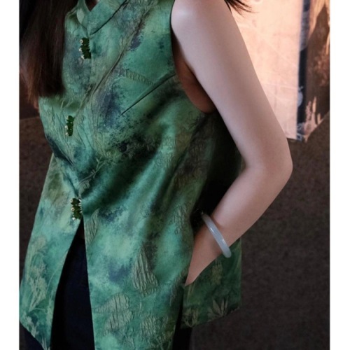 Chinese old money style women's clothing 2024 spring and autumn new high-end improved Tang suit national style green ancient style vest jacket