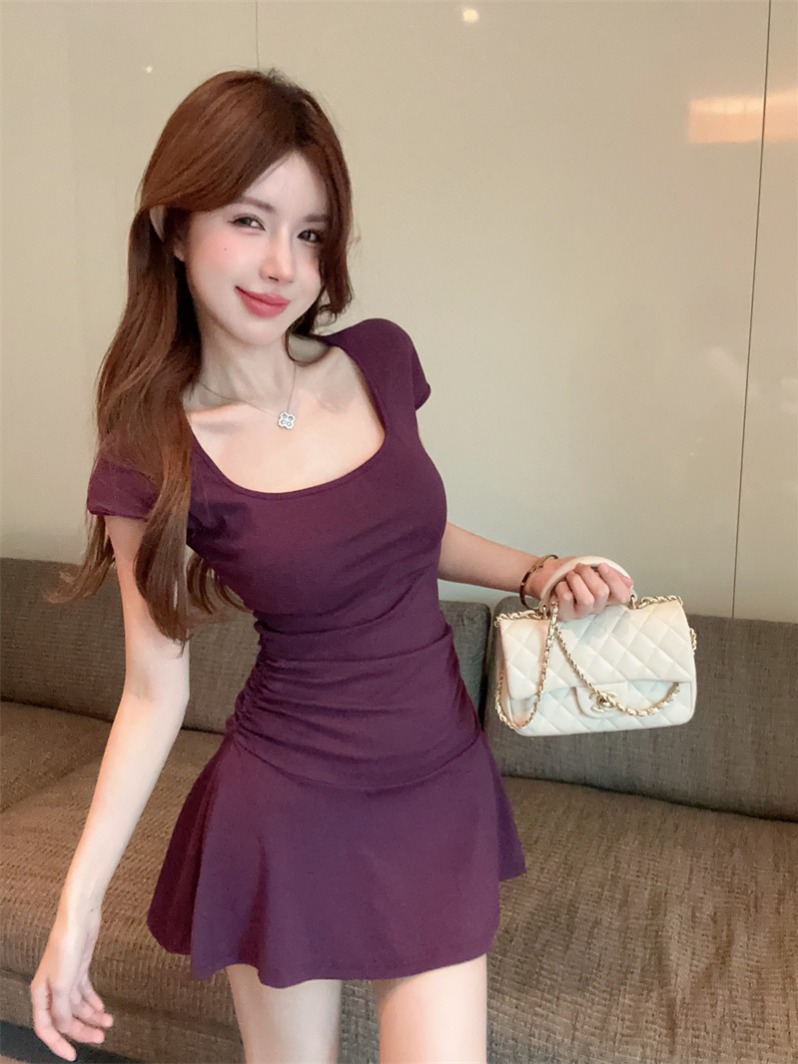 Photographed Sexy Spicy Babe Purple U-Neck Short-Sleeve Tapered A-Line Dress