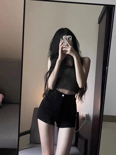 Black denim shorts high waist hot pants for hot girls summer 2024 new retro high waist tight slimming butt-covering hot pants trendy