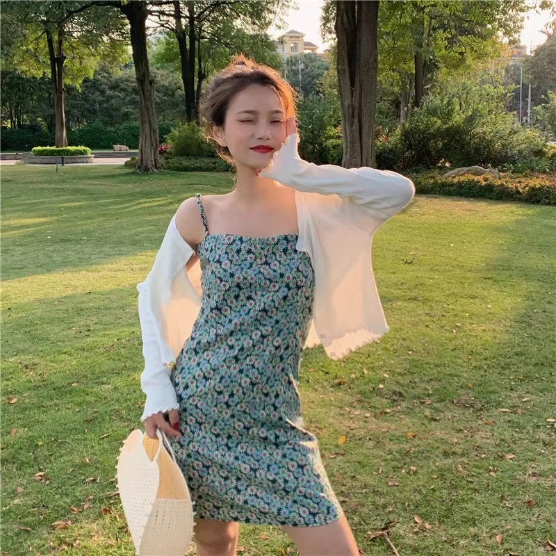 Summer short knitted sun protection shirt for women, slim fit blouse with skirt, cardigan, thin shawl, white small coat