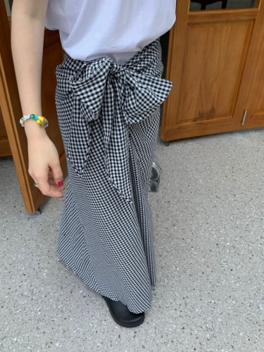 Actual shot 2024~Designed irregular strappy bow plaid skirt, versatile long A-line apron