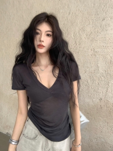 Real shot of summer hot girl style high-end thin slightly translucent sexy cool drape mask collarbone V-neck short-sleeved T-shirt