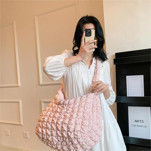 Foreign trade popular bags for women 2024 new style personalized design pleated cloud large capacity single shoulder crossbody bag tote bag