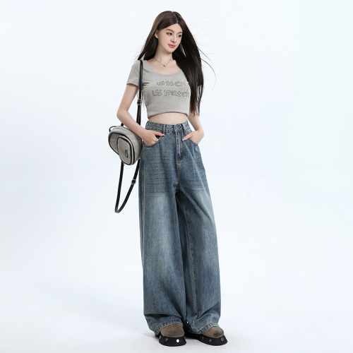 Actual shot of retro loose wide-leg pants, floor-length high-waisted, versatile straight-leg jeans for women & longer trousers