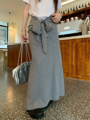 Actual shot 2024~Designed irregular strappy bow plaid skirt, versatile long A-line apron