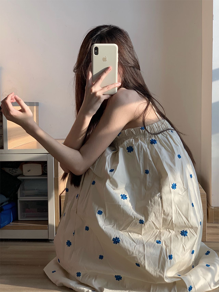 法式在逃公主刺繡碎花連衣裙女夏季初戀溫柔系寬鬆小個子抹胸裙子