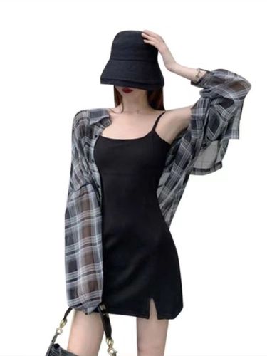 New summer thin shirt, French early spring top, loose plaid shirt, women's plaid design sun protection shirt