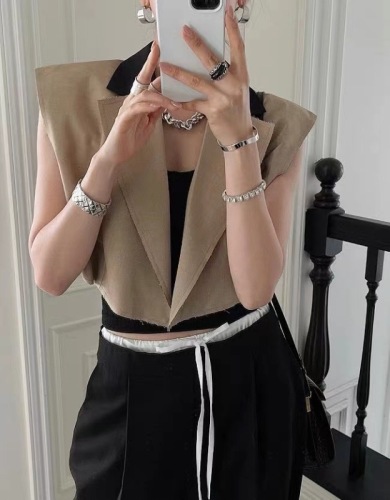 Korean style contrast collar short raw edge suit