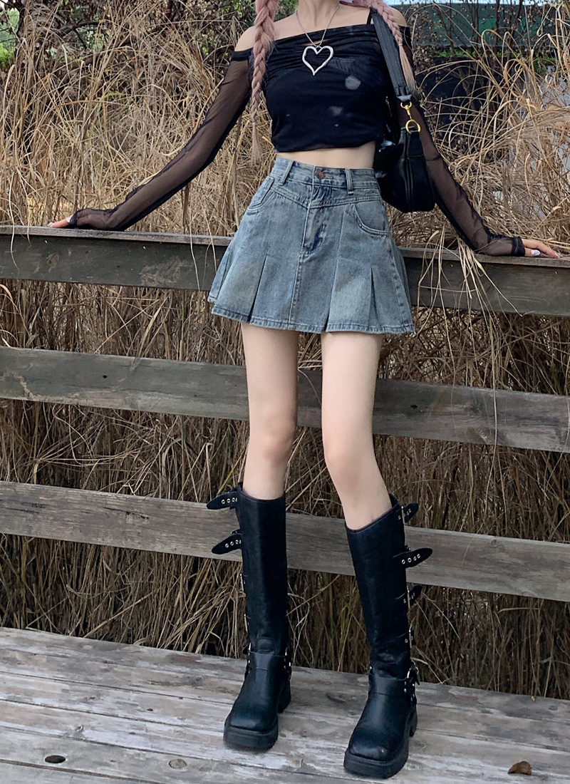 Real shot of high-waisted denim pleated skirt for women 2024 summer new style American retro chic hot girl A-line skirt