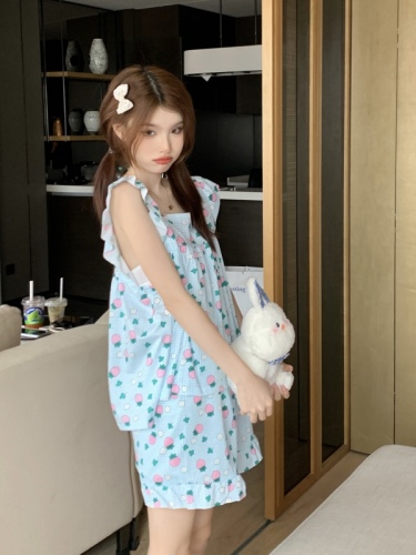 Real shot of sweet strawberry short-sleeved pajamas for female Internet celebrity princess style cute girl home clothes two-piece suit