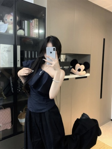 Real shot of slanted shoulder asymmetrical design shirt for women, summer collarbone ruffled top