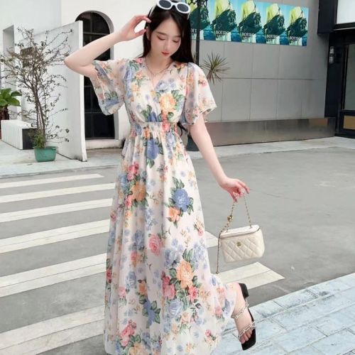 Skirt looks slimming 2024 summer new ins super fairy student V-neck forest style slim dress fairy skirt floral floral