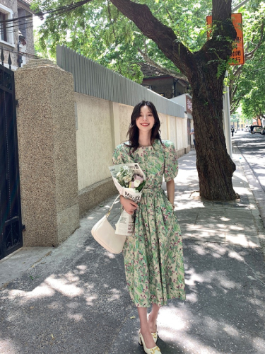 Korean version of the new high-waisted long dress for women summer fresh floral square collar short-sleeved skirt with waist